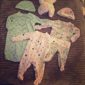 Carters Baby Girl Bundle 😌
